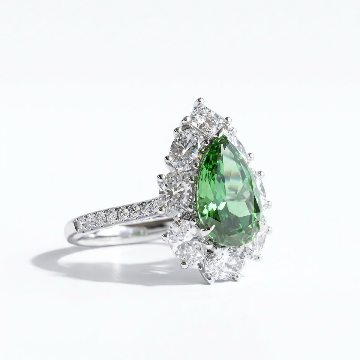 The Eden | Pear Cut Green Lab-Grown Diamond Halo Ring